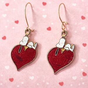Vintage Snoopy Heart Earrings Peanuts Aviva Enamel Red Love 80s
